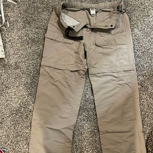 NorthFace pants / shorts zip off